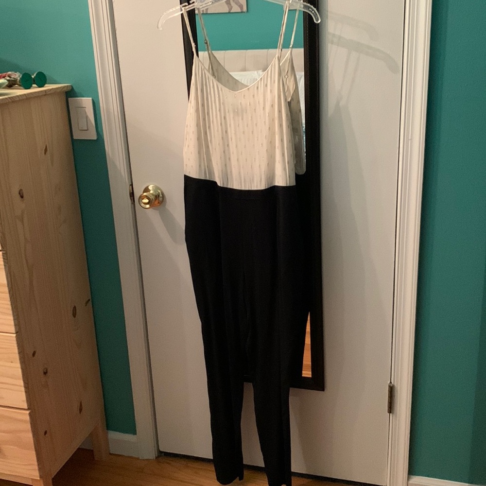 Loft size 4 Jumpsuit suit. Spaghetti straps. Excellent condition.